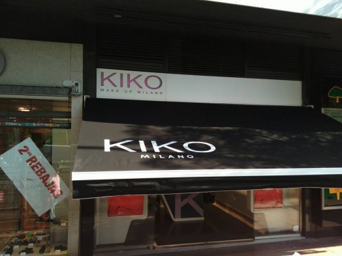 Venta y Montaje de toldo rotulado en tiendas Kiko