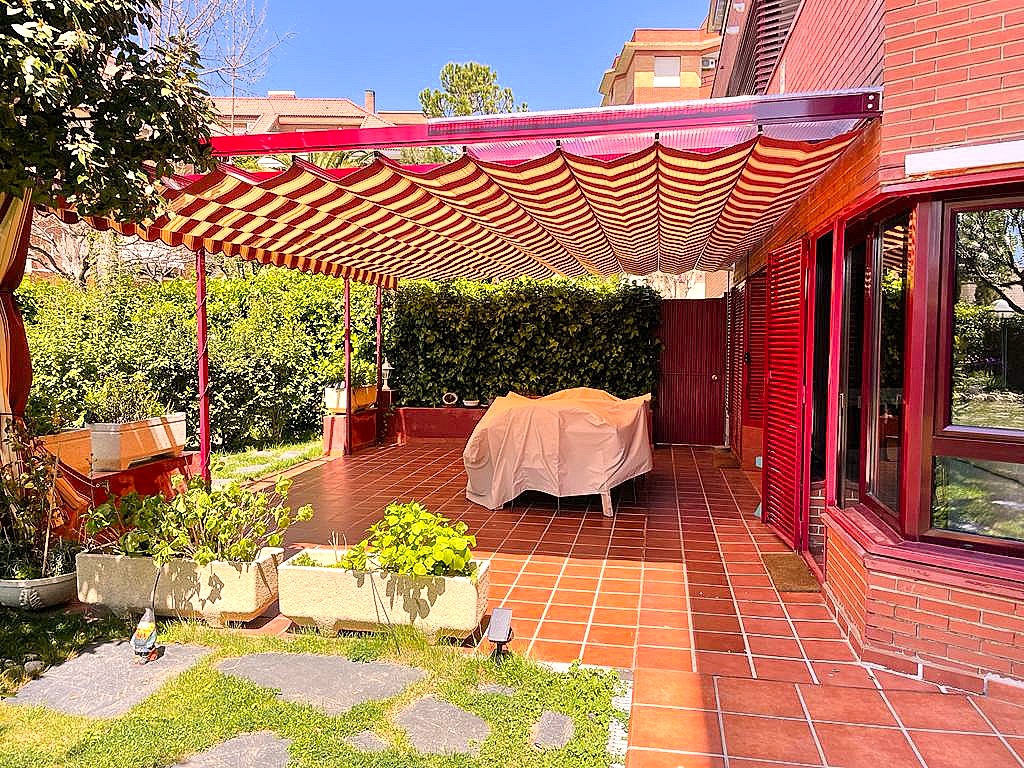 Instalación Techo Policarbonato en Las Matas